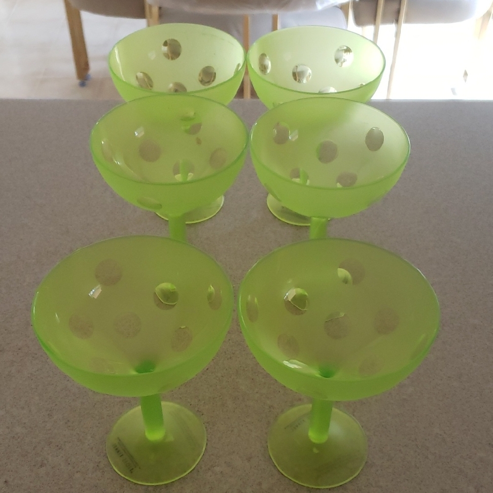 NWT Six (6)  Lime Green Acrylic Margarita Glasses